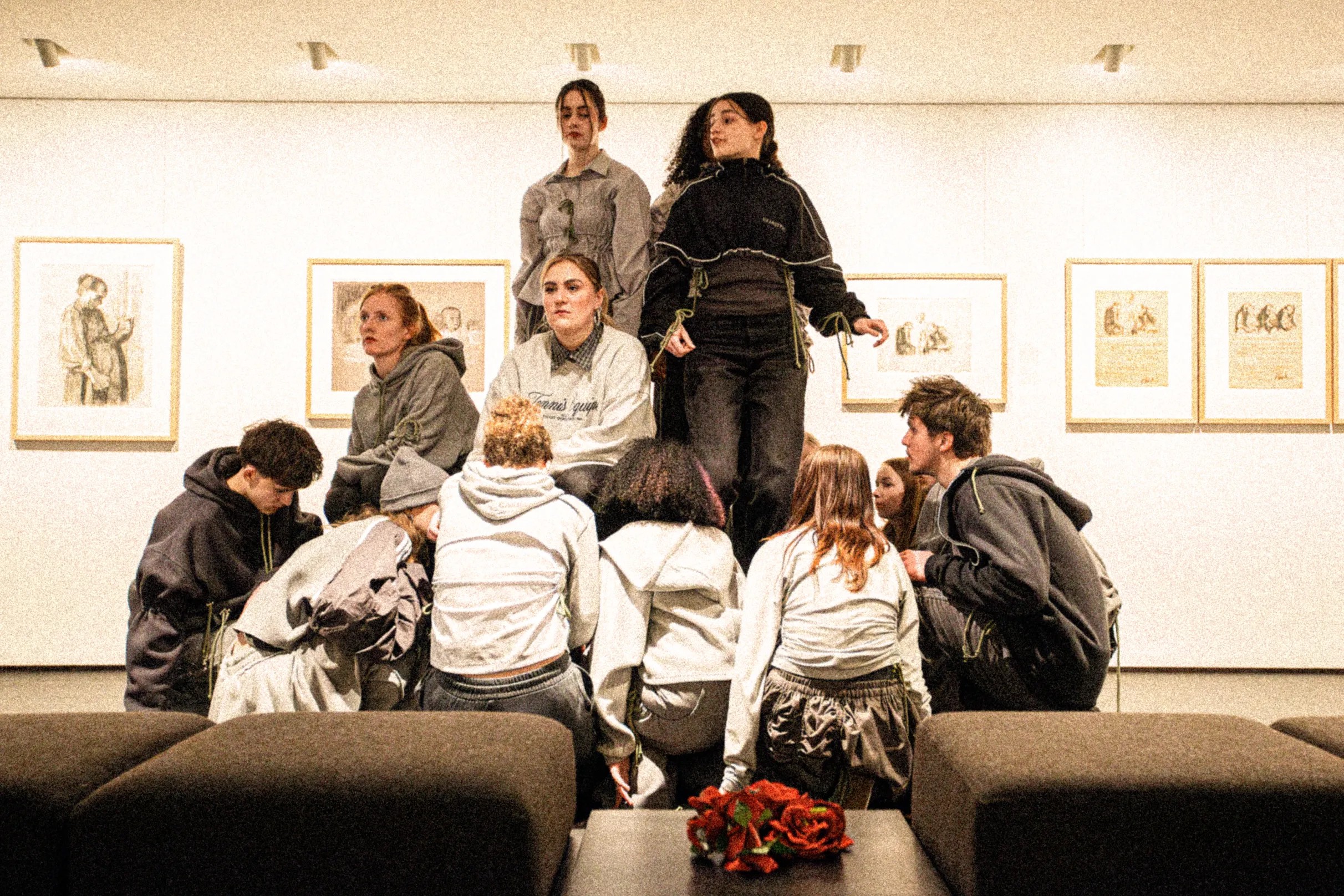 Polylux, der Jugendklub des Schauspiel Köln im Kollwitz — Downtown Paradise © Foto: Evi Blink, 2026