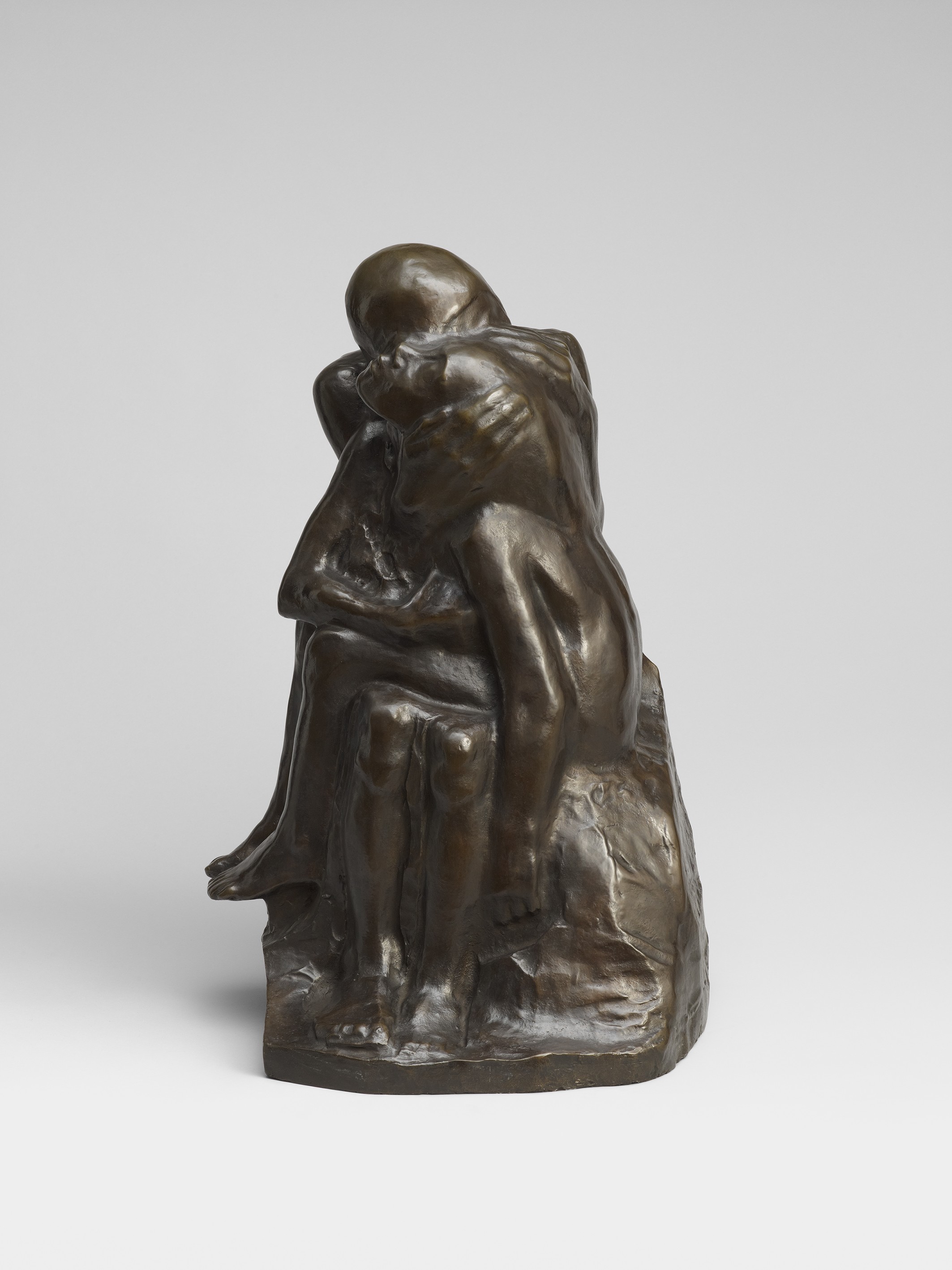 Käthe Kollwitz, Pair of Lovers (II. version), model 1913–15, cast 1984, bronze, 710 x 472 x 483,5 mm, Seeler 13, Kollwitz Museum Köln, Inv. Nr. 70100/84001 © Kollwitz Museum Köln, ph. Goldberg/Fuis.  