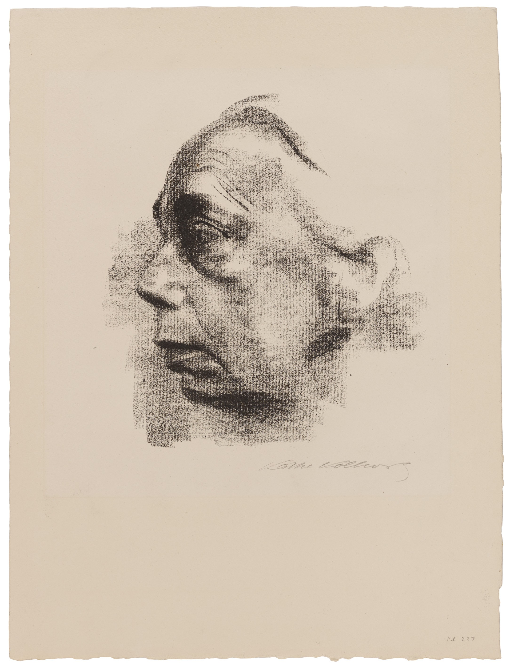 Käthe Kollwitz, Self-Portrait in Profile, 1927, crayon lithograph (transfer), 320 x 297 mm, Kn 235 a, Kollwitz Museum Köln, Inv. No. 70300/84045.