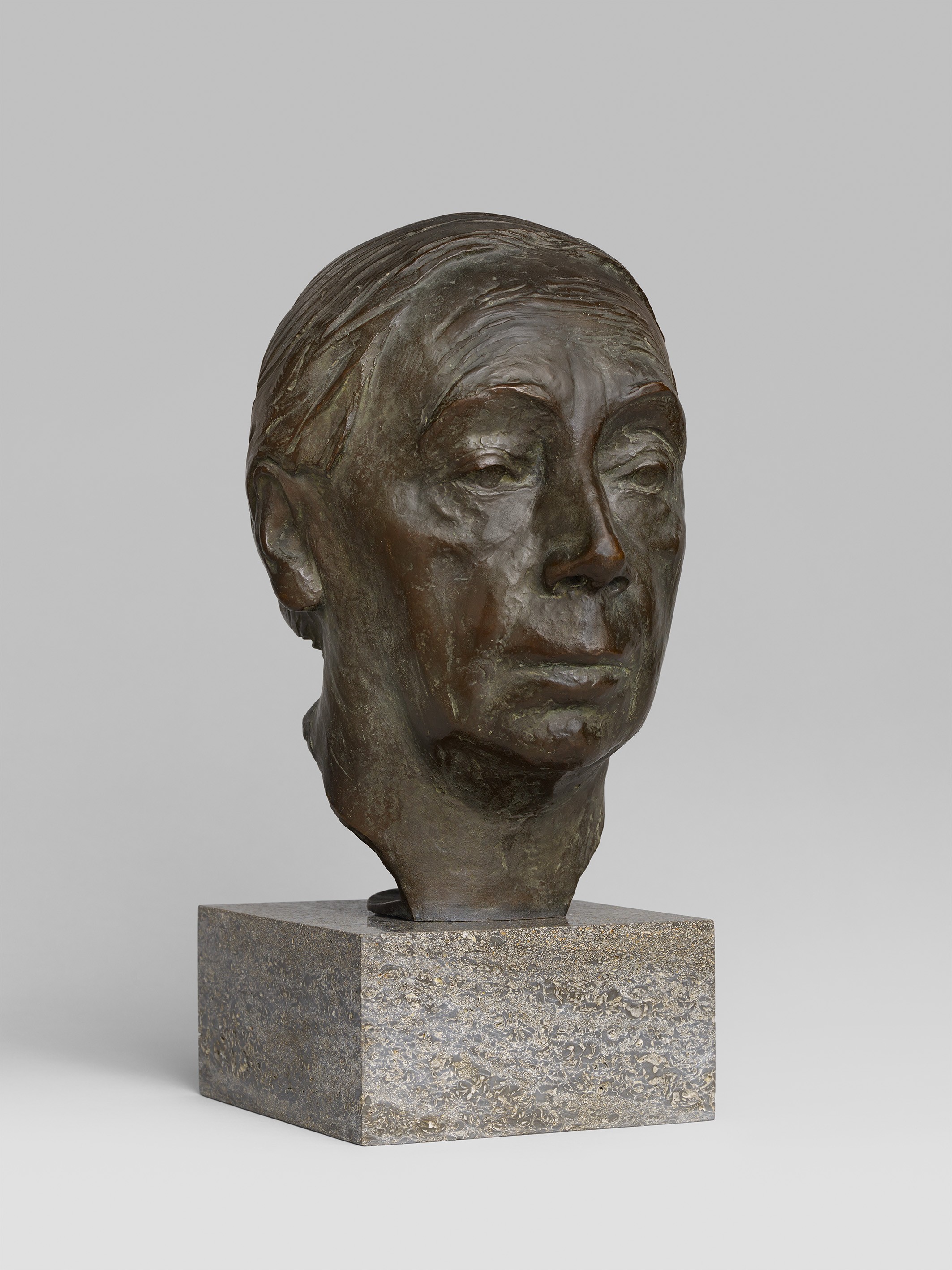 Käthe Kollwitz, Self-Portrait, model 1926–36, cast 1937–39, bronze, 370 x 231 x 292 mm, Seeler 26 I.B.3, Kollwitz Museum Köln, Inv. Nr. 70100/16002 © Kollwitz Museum Köln, ph. Goldberg/Fuis. 
