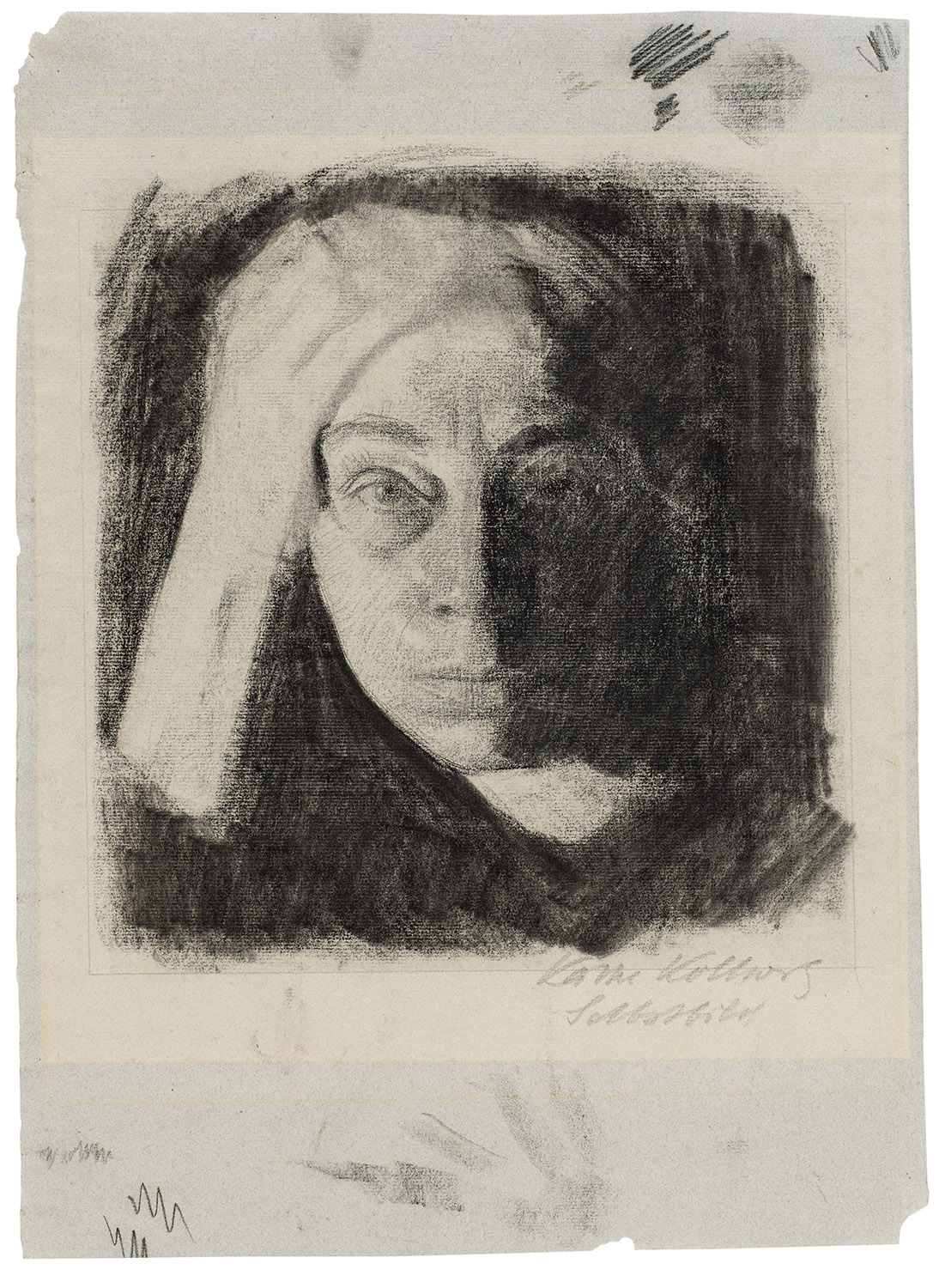 Käthe Kollwitz, Selbstbildnis en face, um 1910, Kohle auf graublauem Ingres-Papier, NT 688 © Käthe Kollwitz Museum Köln