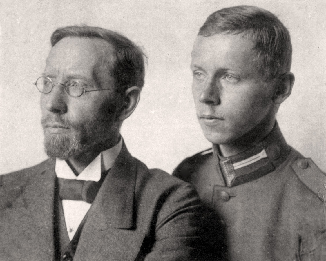 Karl and Hans Kollwitz, ca 1915, Kollwitz estate © Käthe Kollwitz Museum Köln