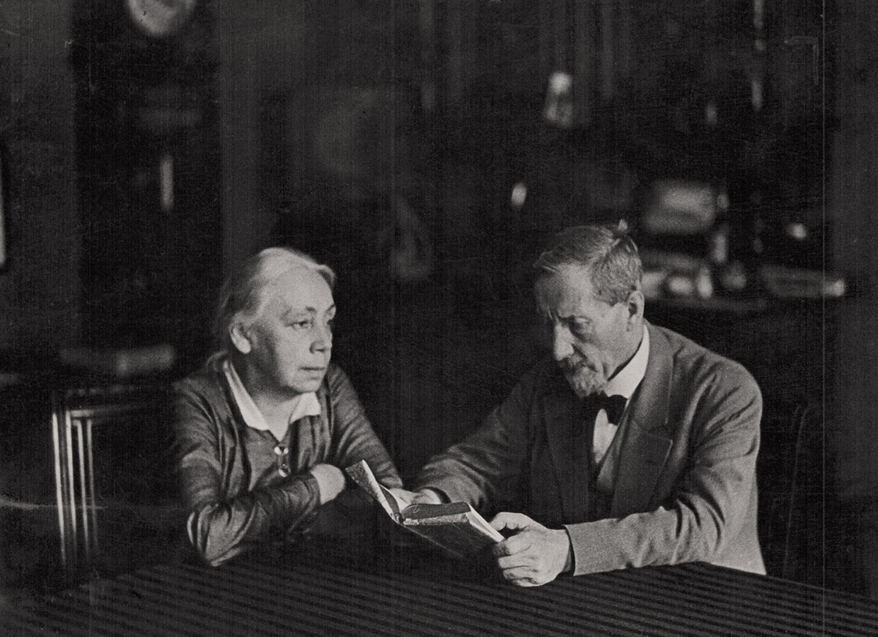 Käthe Kollwitz et Karl Kollwitz, 1931, photographe inconnu, succession Kollwitz © Käthe Kollwitz Museum Köln