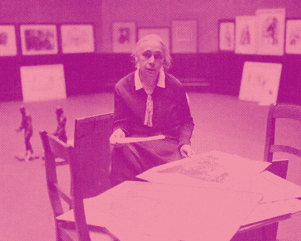 Käthe Kollwitz in der Preußischen Akademie der Künste, Berlin 1927, Fotograf unbek., Reproabzug, Nachlass Kollwitz,  Kollwitz Museum Köln, Archiv, Inv. Nr. F 01.e-01 © Kollwitz Museum Köln, Bearbeitung: Julius Terlinden